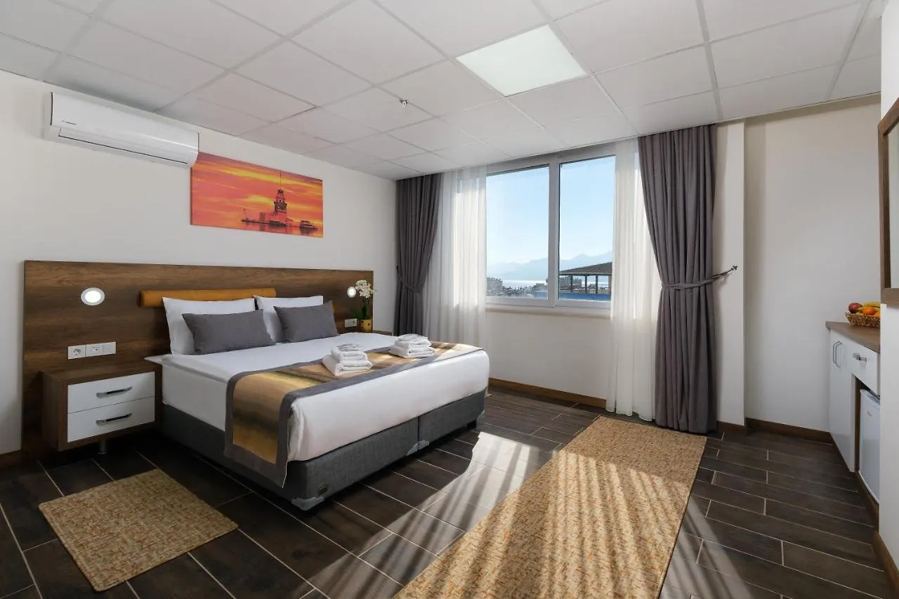 Grand Gulluk Hotel & Spa City Center Antalya 4*,